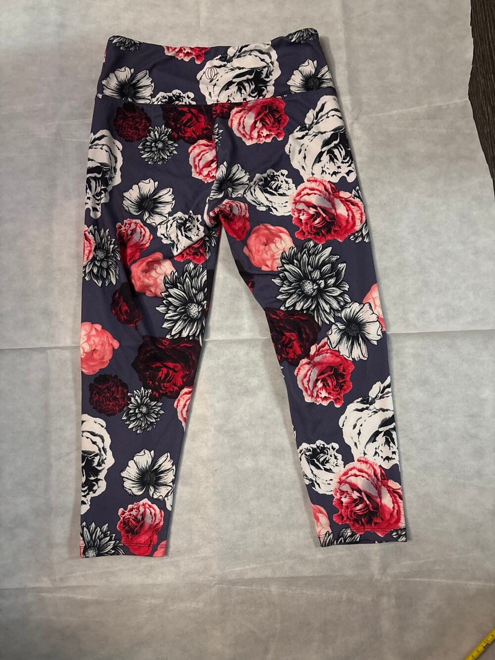 Balance Collection Floral Yoga Capri Pants No Size Exercise Running Gym Athlete